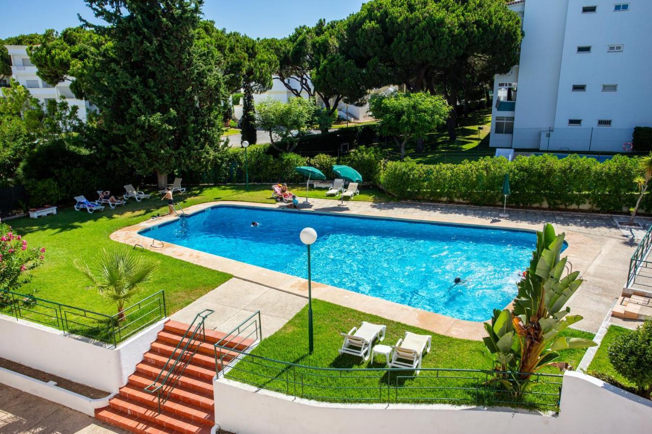 Host Wise - Bright Cozy Flats W Terrace & Pool Leilighet Quarteira Eksteriør bilde