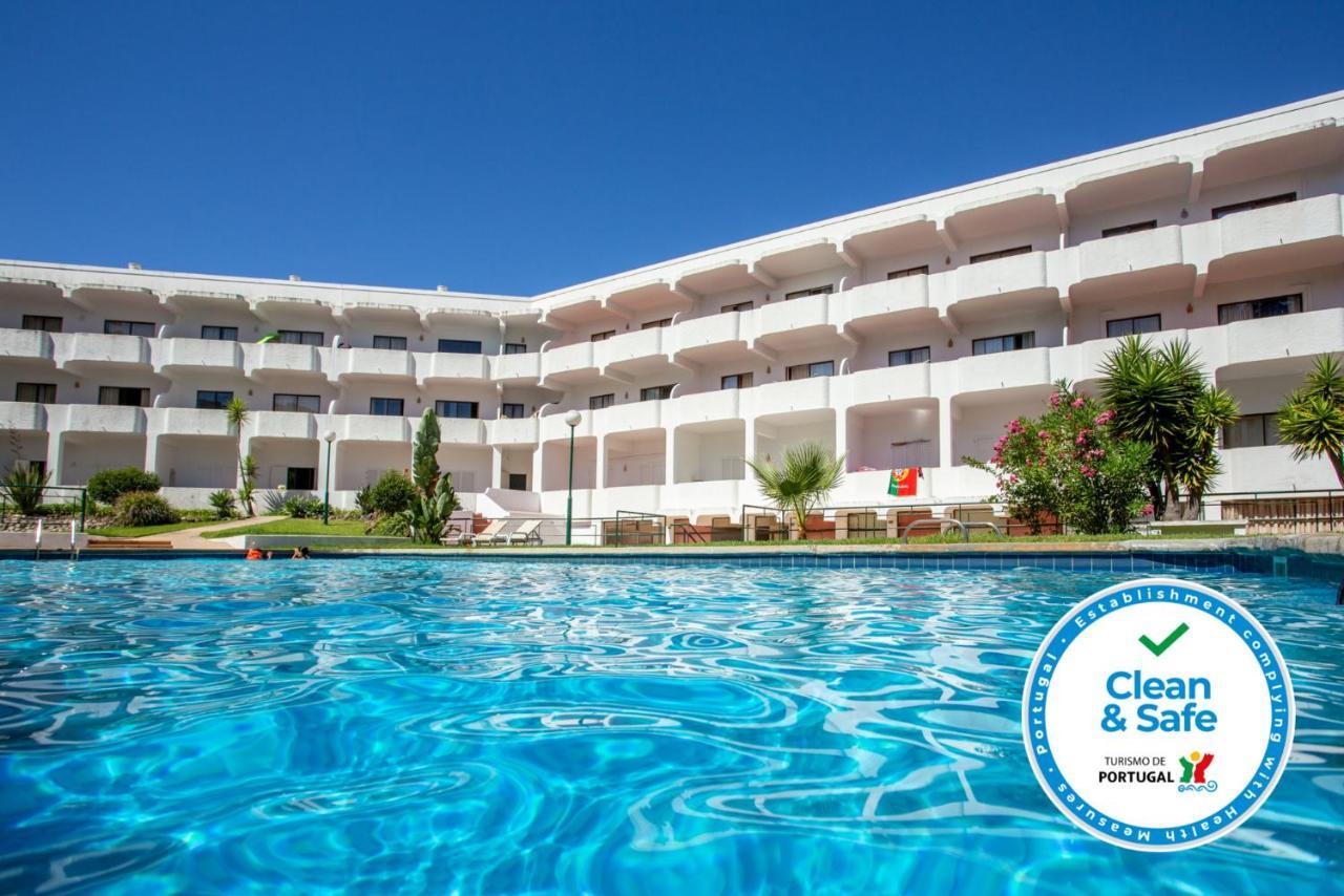 Host Wise - Bright Cozy Flats W Terrace & Pool Leilighet Quarteira Eksteriør bilde