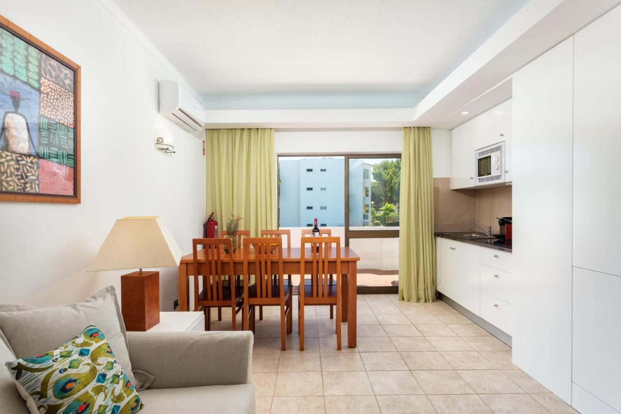 Host Wise - Bright Cozy Flats W Terrace & Pool Leilighet Quarteira Eksteriør bilde