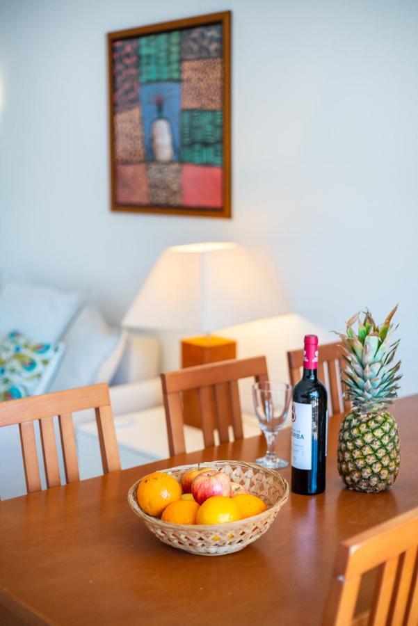 Host Wise - Bright Cozy Flats W Terrace & Pool Leilighet Quarteira Eksteriør bilde
