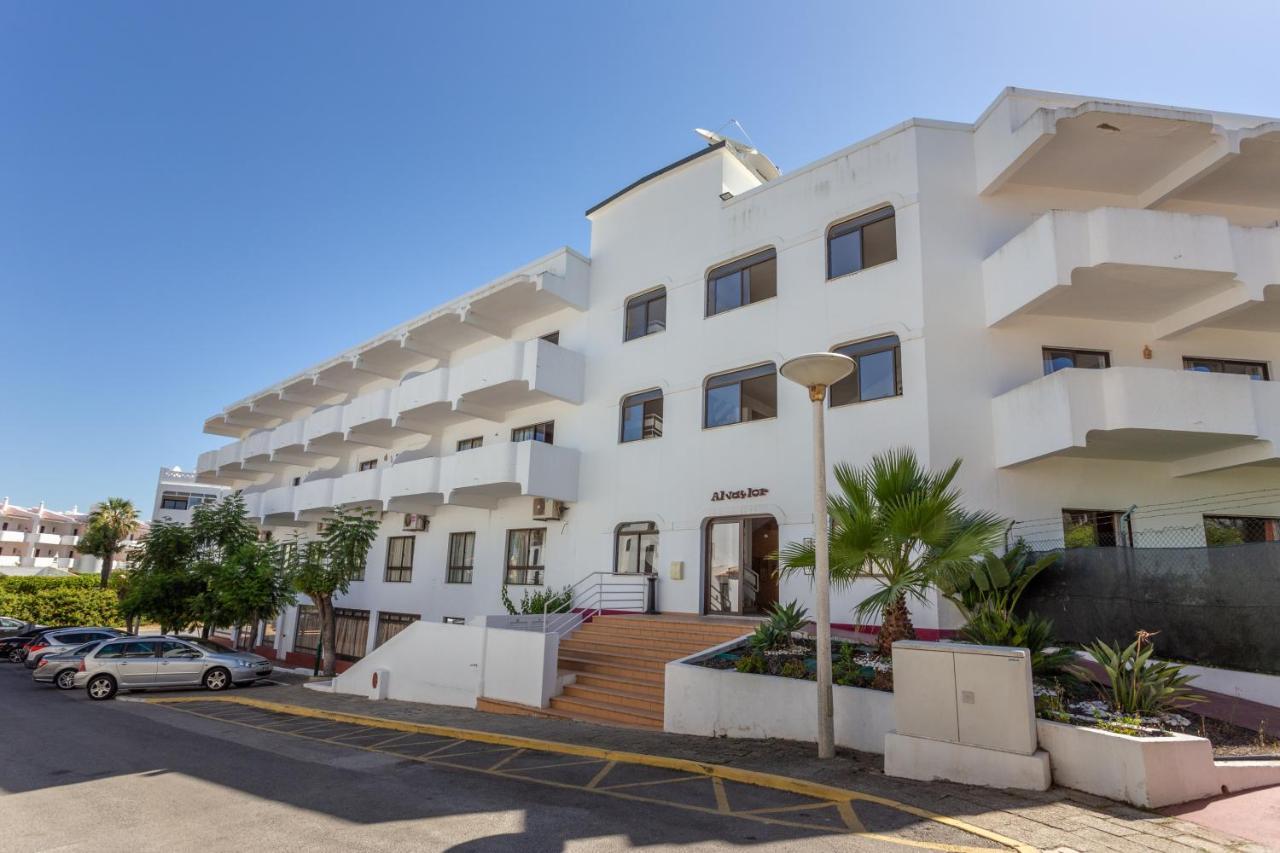 Host Wise - Bright Cozy Flats W Terrace & Pool Leilighet Quarteira Eksteriør bilde